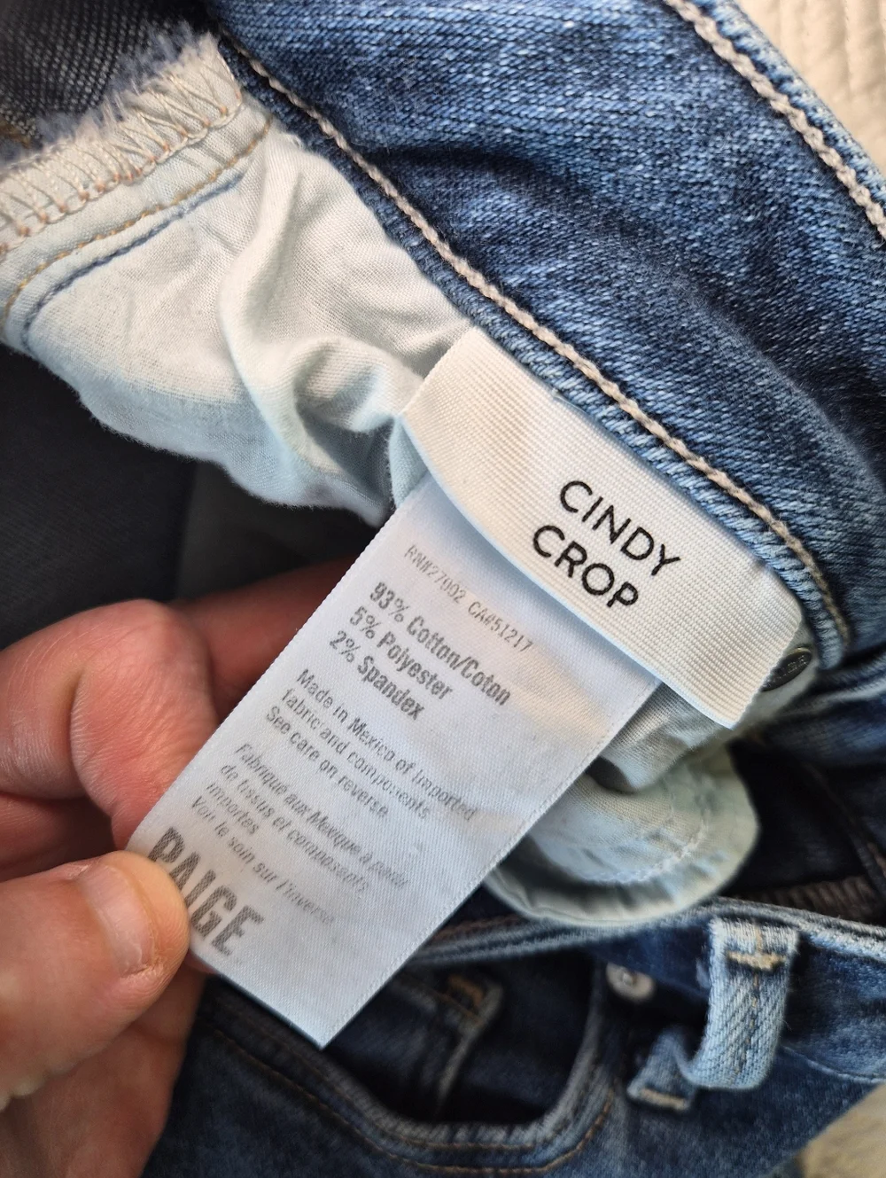 EUC PAIGE Cindy Crop in Imperial Tuned Hem 25